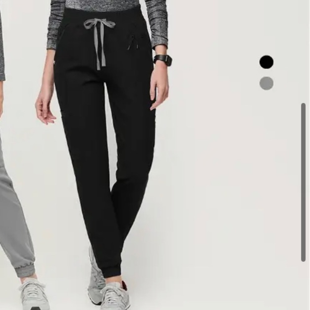 FIGS 21 Pocket Charlotte Jogger Scrub Pants